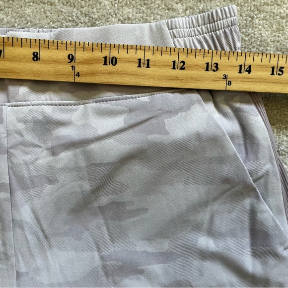 ATHLETA Brooklyn Lined Camo Jogger Size 6 Soft Cozy Warm Athleisure - Picture 8 of 11